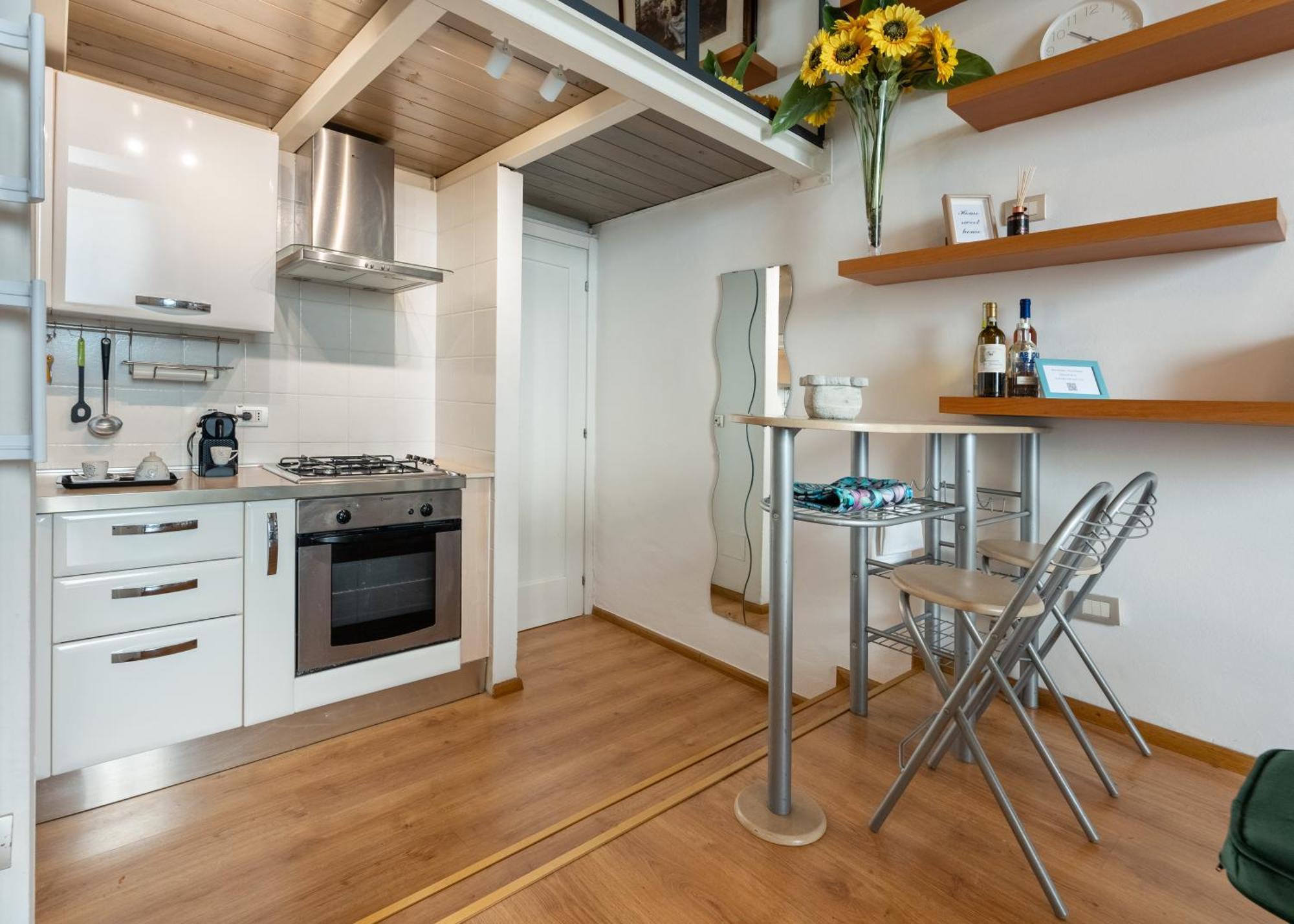Metropolitan Loft: Florence City Center Base with Local Charm Exterior photo